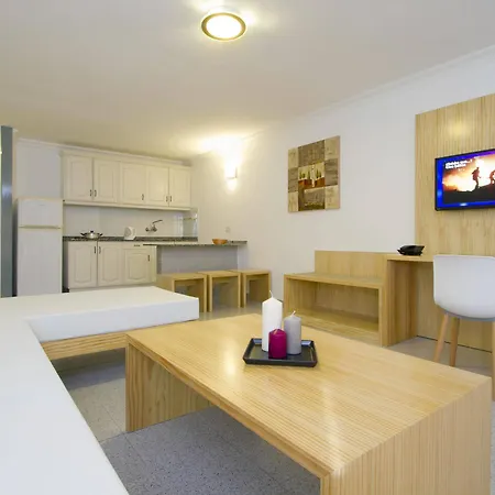 Ereza Hibiscos - Adults Only Apartment *